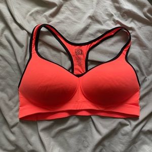 VS PINK Yoga Sports Bra - push up sports bra - Large